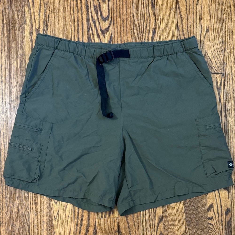 2004 Columbia nylon cargo hiking shorts SZ S